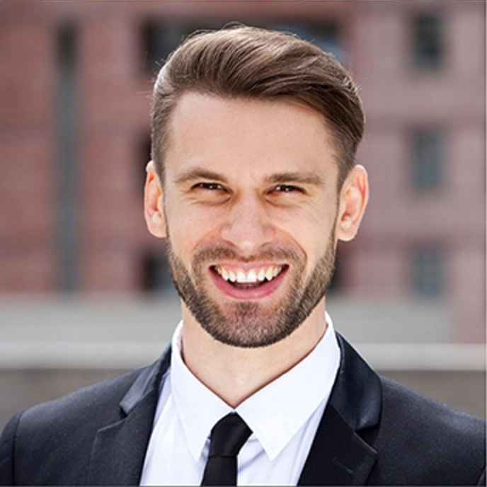 Hudson James – Realtor in The Bronx